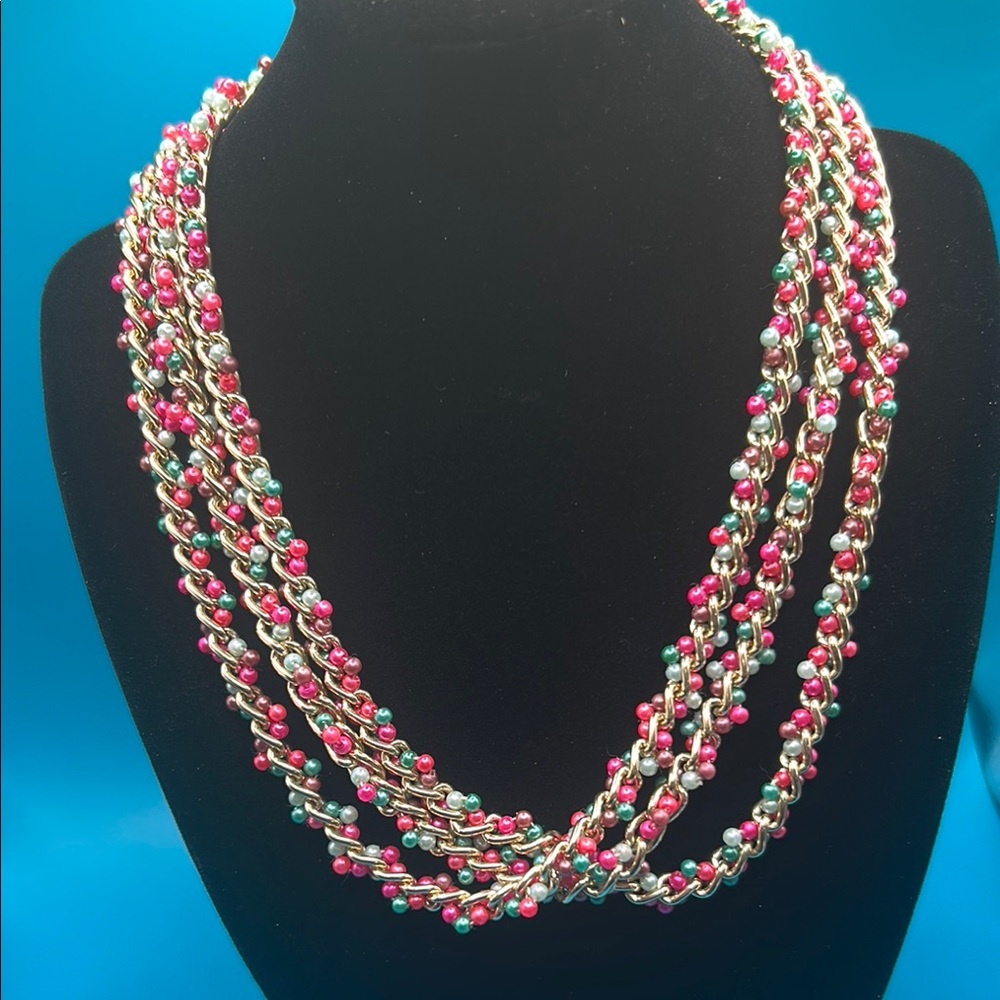 Elegant Multicolor Beaded Necklace